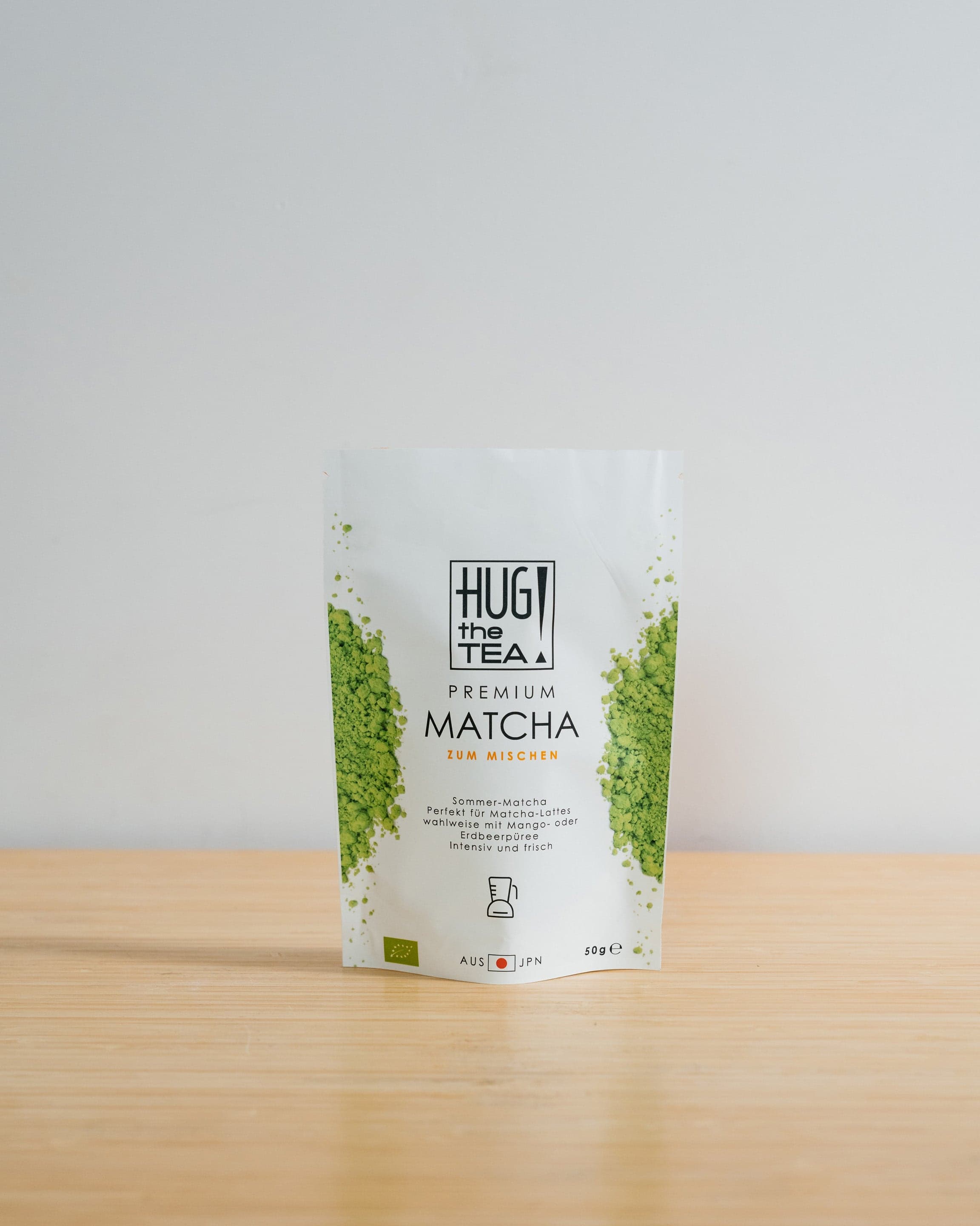 Bio Matcha Blending B – Matcha Latte by Hugthetea -- matcha product image